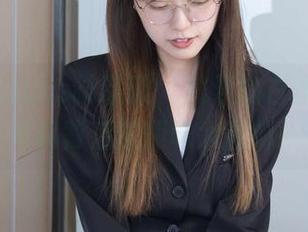 BoBoSocks袜啵啵 – 稚予的白丝花絮，写真背后的趣味大揭秘！