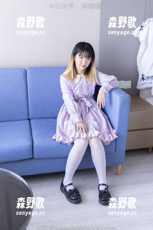 BoBoSocks袜啵啵 - 全套运动鞋写真！苏苏是不是该开一个私人鞋展？