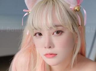难以置信！Dami(퀸다미)的无圣光连体衣，竟让人想起童年玩偶……
