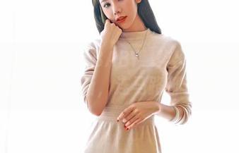 Feilin嗲囡囡 – BABY_柒出门的模样：睡衣套图更新，连马路都变成T台