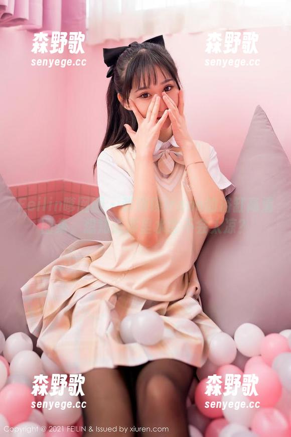 Feilin嗲囡囡-萌琪琪Irene Feilin嗲囡囡 - 萌琪琪Irene的浴缸高清图集,想知道那里水会不会太凉?