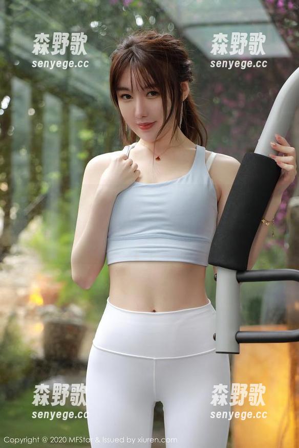 MFStar模范学院 - 定制的角色扮演：柳侑绮Sevenbaby的女仆，难道是想夺走我的眼球？