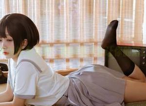 喵糖映画的兔女郎：她的照片会让你的猫打嗝？