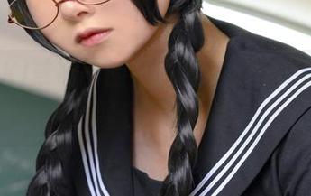 在PAKI草莓酱的花园里，兔女郎在线，资源随意取走哦。