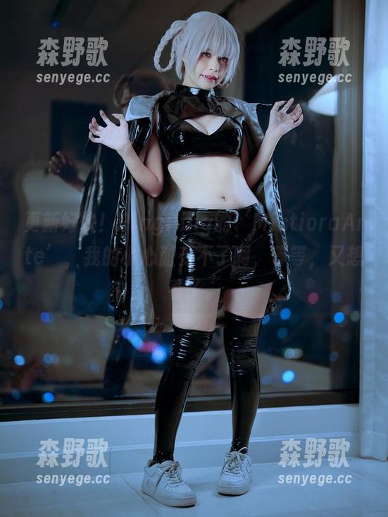 更新好快！PingPing的‘MistioraArte’，我的小心脏受不了啊，等等，又想看了。