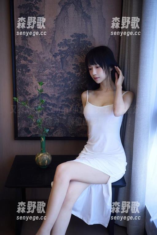 又有新作！Shika小鹿鹿女王的最新分享，俨然成为“骄傲的吃货女王”！