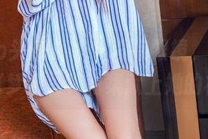 TouTiao头条女神 – 没有眼镜，如何看见？张梦艺写真图集献上她的视角