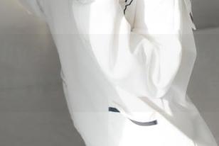 迷失在Uhye(이유혜)的DeepmoreOffice：图集分享令人抓狂的办公室奇趣