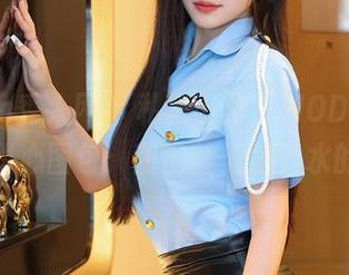Xiuren秀人网 – 私房小窝，MODEL伊若展示甜心图包：甜的让人流口水的姿势