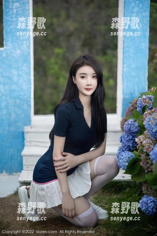Xiuren秀人网-双笙Alina Xiuren秀人网 - 高跟鞋的灵魂在双笙Alina的脚下,我们是不是该认真对待这套作品了?