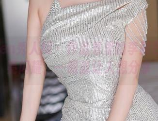 Xiuren秀人网 – 作品集里的李丽莎：油亮闪耀，一眼就让人想分享
