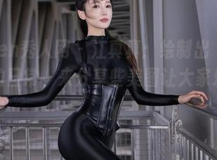 Xiuren秀人网 – 江真真：绘制出“死库水”的日常，来分享些美图让大家乐一乐！