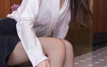 Xiuren秀人网 – 顾乔楠Cora和黑丝的免费写真：天哪，我的眼睛！