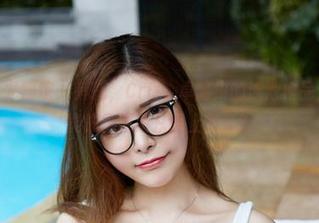 YouWu尤物馆 – 拜托，Cris_卓娅祺的泳池作品，我能不能先把眼睛从图上移开？