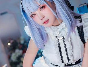 嘴上说的不行，心里却在默念，aqua水淼的“Fantia-卡芙卡”图包我还能再快些往下翻！