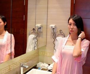 pans – 免费下载！你的少女梦在妮妮这里实现，顺便抓住你的钱包。