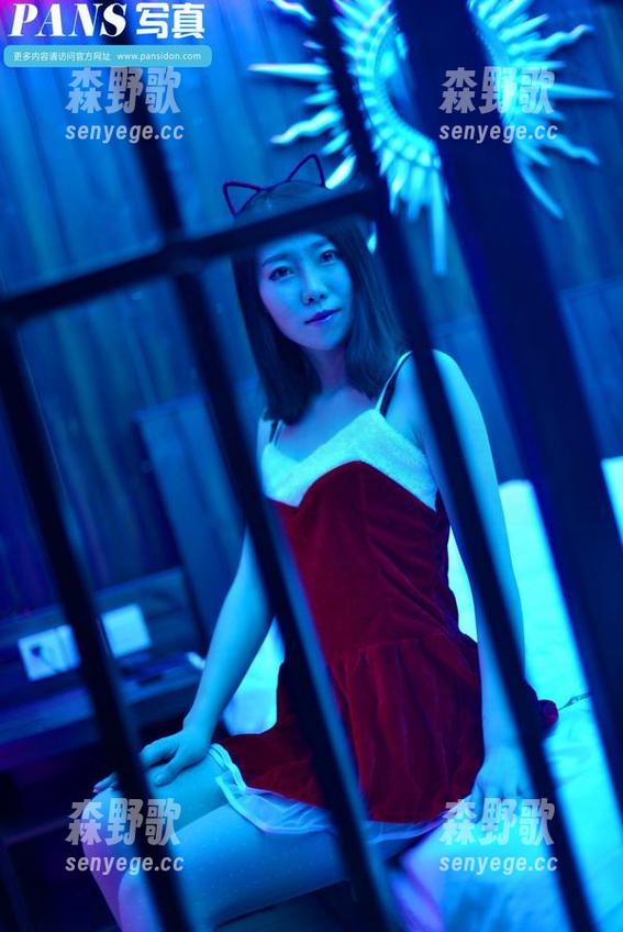 pans - 如果微妮的牛仔裤能说话，那它一定会大喊：快下载我的写真！
