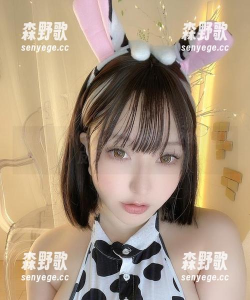 免!费!サク(saku)的Fantia2021图集，反正也不算秘密吧？