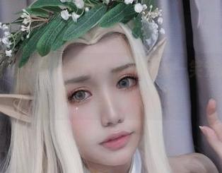 呃，谁说笼中鸟只能唱？福利图集一笑芳香沁来啦，简直是画外有画！