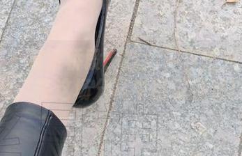 微密圈 – 高跟桥段：丝月神与阳光下的肉丝，在这场分享中欲说还休！