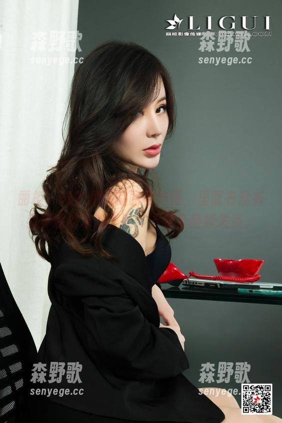 丽柜 - 咦？伊园的丽柜典藏，里面有没有我梦寐以求的美图？下载后继续发呆。