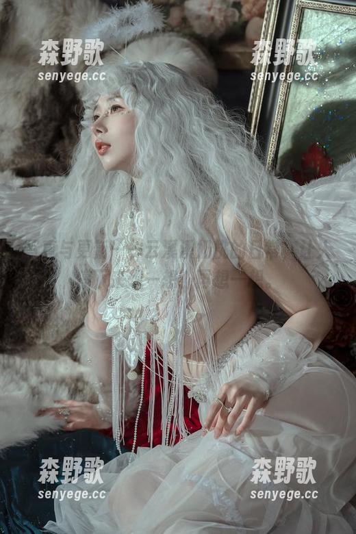 写真与更新——云溪溪奶桃的日常，让人停下来想一想、再想一想。