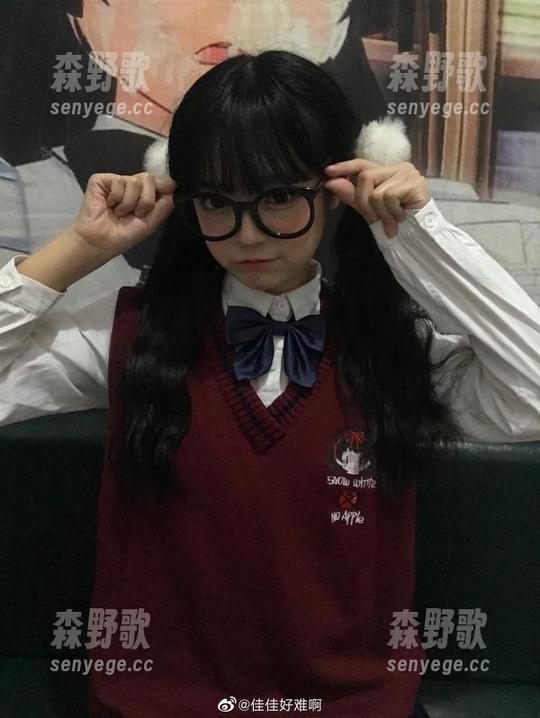 佳佳好难啊蓝色吊带体操服合集，叫醒你尘封已久的美好壁纸！
