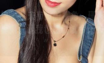 克拉女神 – 从未有过的视角：珊珊的高清套装写真集，让我也想试试今天的“造型”！