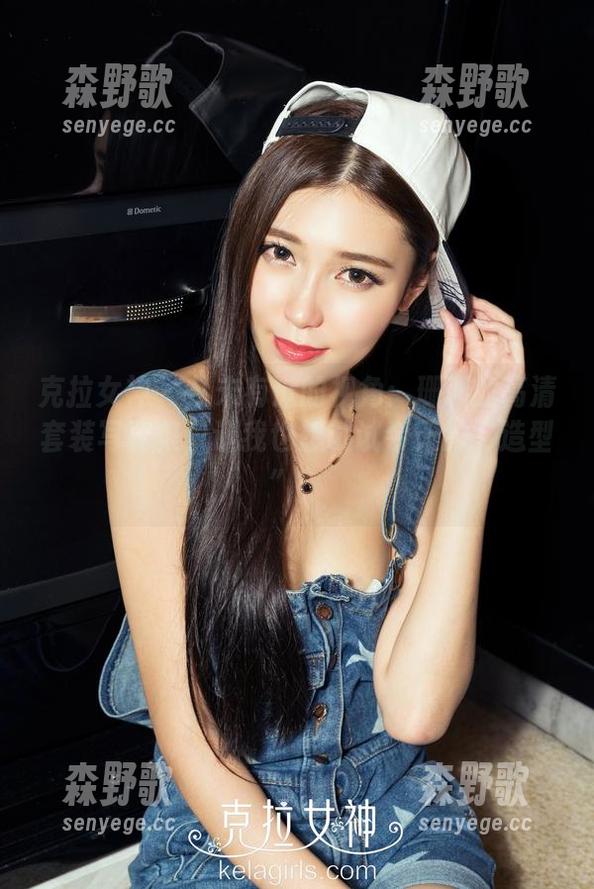 克拉女神 - 从未有过的视角：珊珊的高清套装写真集，让我也想试试今天的“造型”！