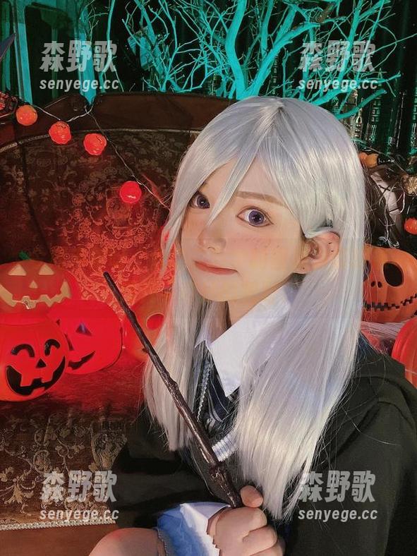 今周末跟呀，六二二同学的图集为鹿昭依铺开了奇妙的视野。