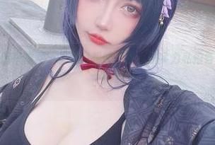第一个勇敢的‘暗夜猫女’？我只想说，啾小妍实力私拍各种大腿，也太燃了吧！