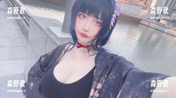 第一个勇敢的‘暗夜猫女’？我只想说，啾小妍实力私拍各种大腿，也太燃了吧！