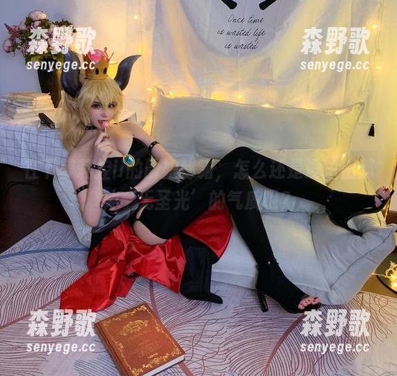 在下萝莉控ii的厨娘秘籍，怎么还是没拍出那种‘无圣光’的气质呢？