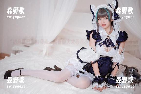 大大卷卷小卷 “初音夏日”的贝壳,藏着的大大卷卷小卷美图与图包的摆拍奇事。