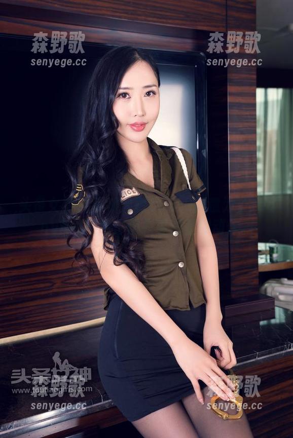 头条女神 - 不知火舞COS：愿意为了JennyR的图包也回去重读基础动作。