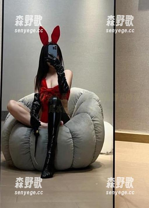 微密圈 - 你会下载吗？奔跑的晶骡儿的死库水冒险Live！