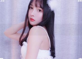 小小奶瓶儿私拍录，珍珠人鱼套图中透出的不羁与投射