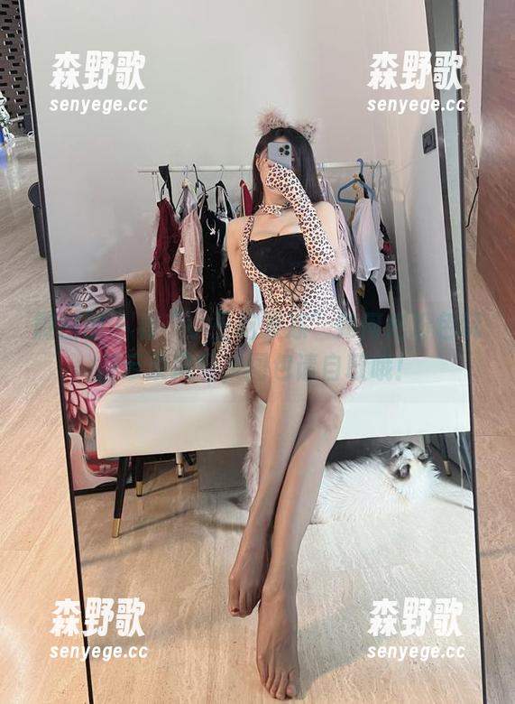 微密圈 - 看“小玉吃果冻”如何把粉色玩得云淡风轻，图包请自取哦！