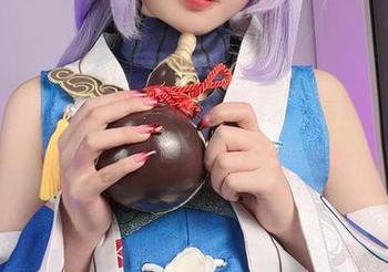 查看小瑶幺幺的“原神新春”精选，想说这些画风和角色能不能来点新意？