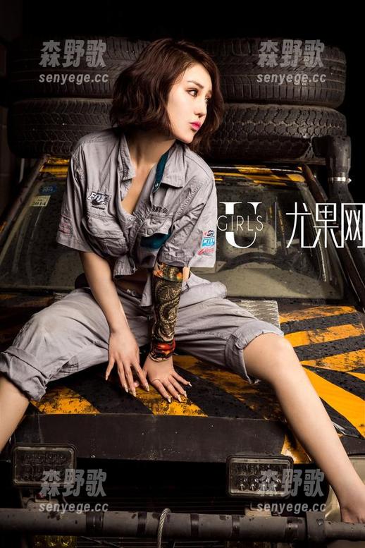 尤果网 - 这不是普通的校服写真，杨乔之的套图居然让我怀疑人生！