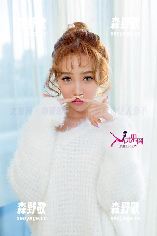 尤果网 - 琳丽的写真集：这自拍让人分不清虚实