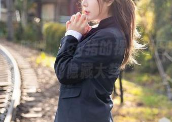 尤蜜荟 – 哇哦，icy猪的裸足原图是壁纸界的隐藏大奖！
