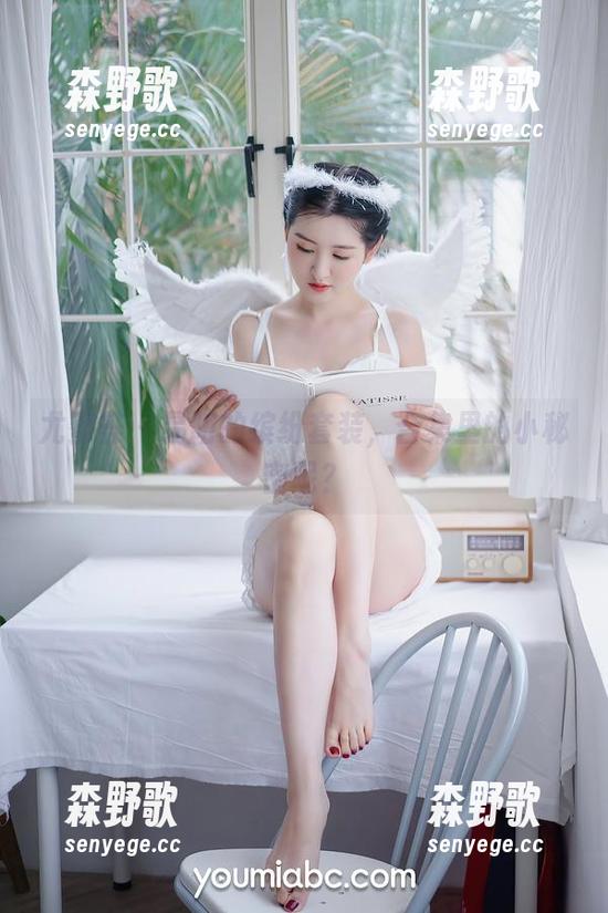 尤蜜荟-易阳 尤蜜荟 - 易阳的缤纷套装,合集里的小秘密呢?