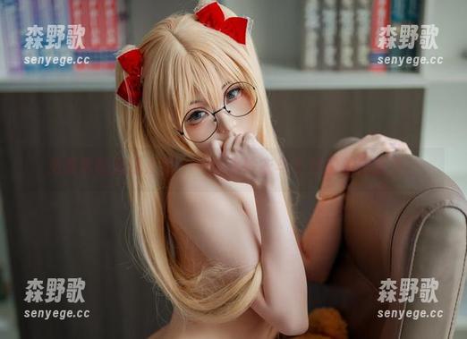 免费套图直抵心扉——幼水铃衣与小鹿的浪漫邂逅！