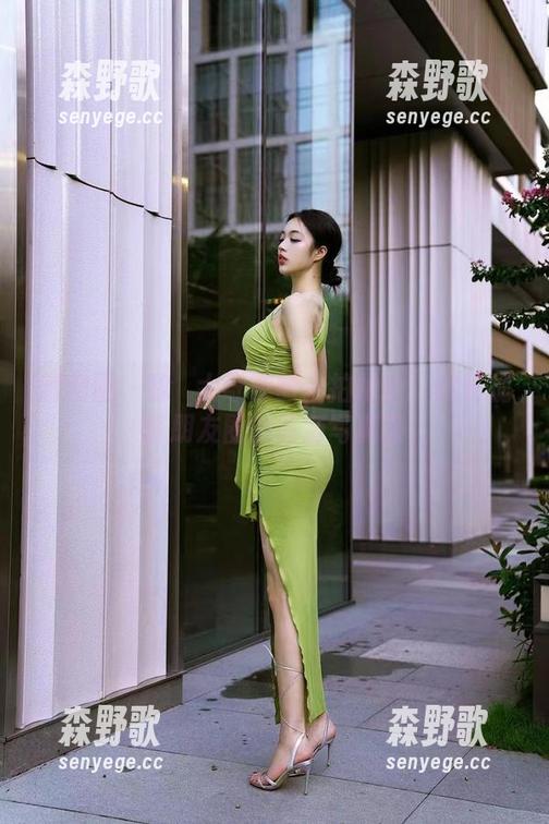 徐珺大哥 微密圈 - 徐珺大哥在船上拍拍拍:舰长提督朋友圈的高清写真集