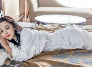 推女神 – 略带戏谑的施忆佳Kitty酱双人全集，下载后别说没提醒你哦！