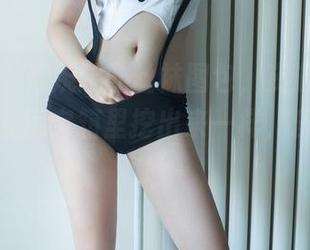 推女郎 – 夏婉婉的丝袜图包，资源丰富得就像是在藏宝箱里挖出来一样，乐趣无穷！