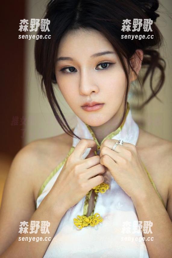 推女郎 - 王馨瑶的写真在我脑海里脑补成了好几个剧情，真心想和大家分享！