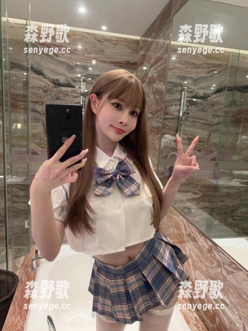 微密圈 - 挑战你的眼球——无欲无求的推土君的蕾丝吊带丝袜连体衣写真图册