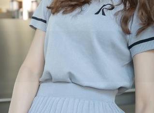 梦丝女神 – 乔儿的高清校服回忆，让图册里的时光静止